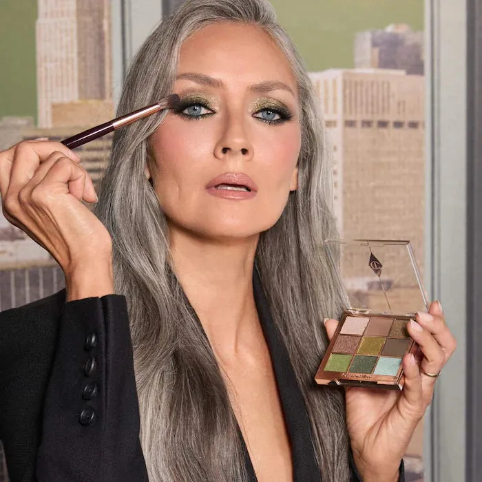 Charlotte’s Beautifying Eye Trends Eyeshadow Palette