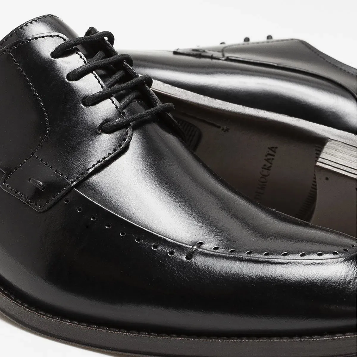Sapato Metropolitan Harry Cadarço Preto Democrata
